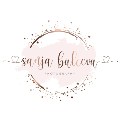 Logo von Sanja Balceva Photography - deine liebevolle Fotografin für Babybauch Shootings, Babyfotografie, Kinderfotografie und Familienfotografie in Mannheim, Heidelberg, Darmstadt und Umgebung